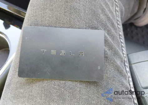 2018 Tesla Model 3 Long Range/Performance from USA, damaged, VIN 5YJ3E1EB9JF118632